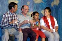 Aus:„Alte Liebe rostet nicht“ – Inszenierung einer Performance mit Menschen zwischen 9 und 95 Jahren in Obervellach