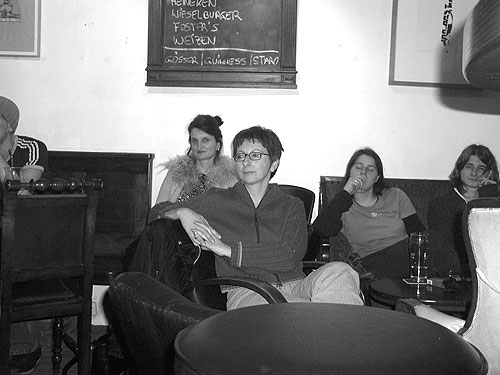 Mag. Steiner, Claudia Lackner, Maria Modly, Patrick Z. bei im Kino, in der Hölle