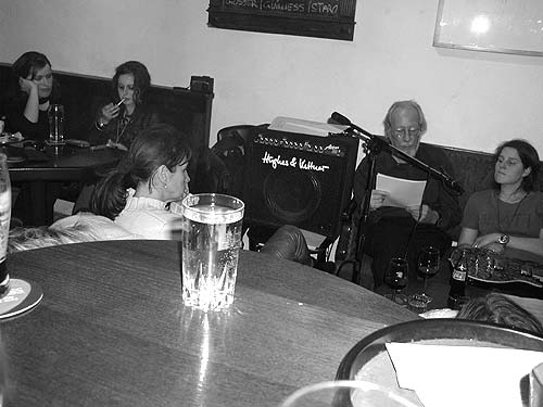 Petra Ida Moser, Mariella Pruntsch, Maria Legradi, Gösta Maier, Maria Modly bei nekro