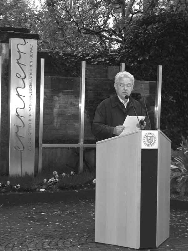 Hans D. Smoliner 2004